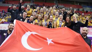 VakıfBank, 27. galibiyet için Almanya'da