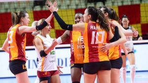 Cim-Bom CEV'de Yarı Finale Göz Kırptı!