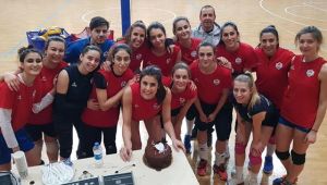Dilara Dağyar'a Sürpriz Doğum Günü