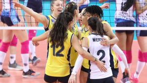 Fenerbahçe Opet, Polonya'dan Mutlu Dönüyor