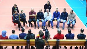 Galatasaray Voleybol Şubesi Taraftarlarıyla Buluştu