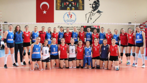Bayanlar Yarı Final Etabı Karşılaşmaları Sona Erdi