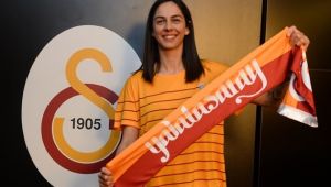 Güldeniz Önal Galatasaray'a Döndü!