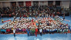 Mini Voleybol Şenliği Bursa’da Yapıldı