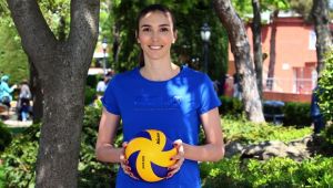 Naz Aydemir'den transfer açıklaması