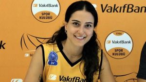 Pınar, Vakıfbank'a resmi imzayı attı