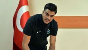 Sharifi Bursa BŞB'ye imzayı attı