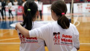 Gaziantep’te “Mini Voleybol Şenliği” Düzenlendi