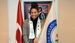 Sherridan Atkinson Nilüfer Belediyespor'da