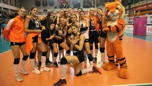 Eczacıbaşı evinde galip