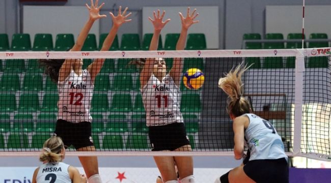 Sarıyer'de Voleybol Turnuvası Başladı