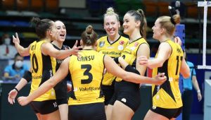 VakıfBank kupada lider olarak turladı