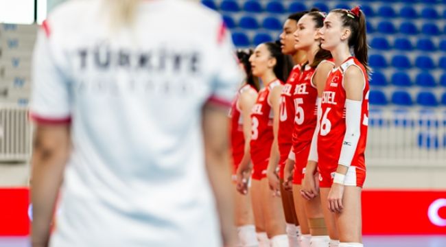 Sultanlar Avrupa Şampiyonası'nda 4'te 4 Yaptı