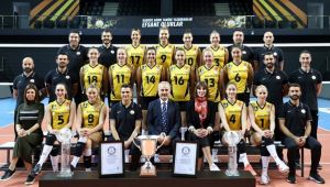 VakıfBank ikinci kez GUINNESS DÜNYA REKORLARI™'nda