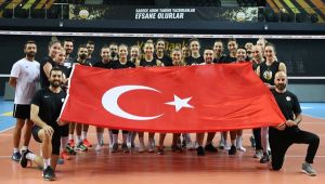 VakıfBank'ın kızlarından bayram hediyesi 