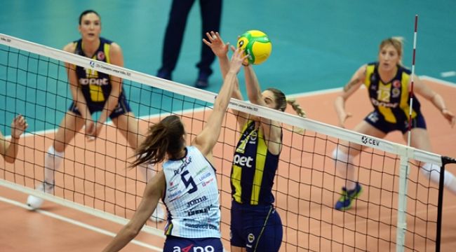 Fenerbahçe Opet, 3-0 Mağlup (foto)