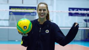 Kelsey Robinson Fenerbahçe Opet’te