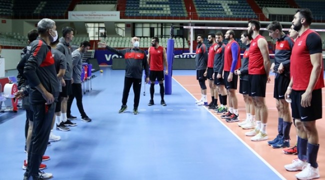 Guidetti, A Milli Erkek Voleybol Takımı’nı Ziyaret Etti