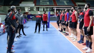 Guidetti, A Milli Erkek Voleybol Takımı’nı Ziyaret Etti