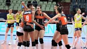Eczacıbaşı VitrA, Kupa Voley'de Fenerbahçe ile karşılaşacak 