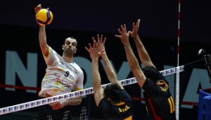 Kupa Voley'de İki Erteleme Maçı Oynandı