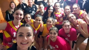 Mert Grup Sigorta 25'te 25'le Final Etabı'nda
