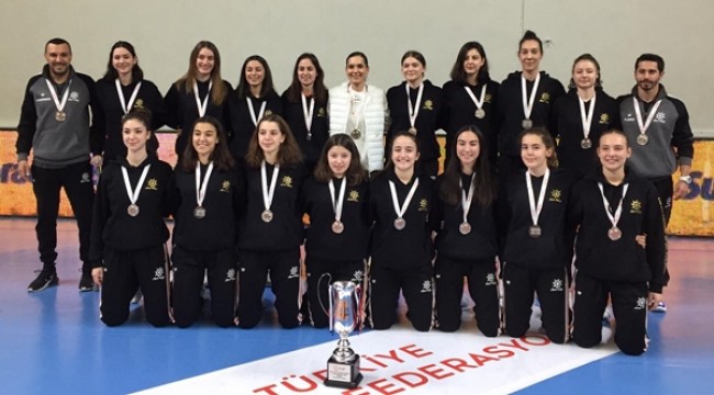 Rota Koleji Voleybol Takımı 1. Lig'de!