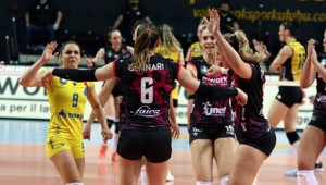 VakıfBank, Busto Arsizio'ya 3-2 Mağlup Oldu