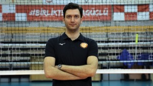 Eczacıbaşı VitrA'nın yeni hocası Ferhat Akbaş 