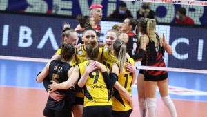 VakıfBank, yarı final serisinde 1-0 öne geçti