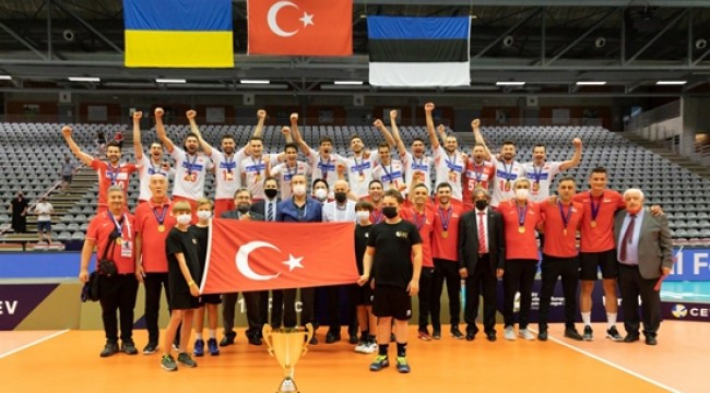 Filenin Efeleri, Kupa ve Madalyalarını Aldı
