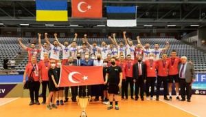 Filenin Efeleri, Kupa ve Madalyalarını Aldı