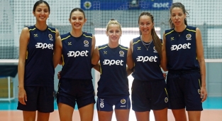 Fenerbahçe yeni sezon hazırlıklarını sürdürüyor