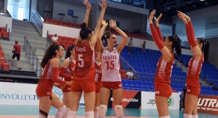 U16 Kız Milli Takımımız Kürsüye Çıkamadı