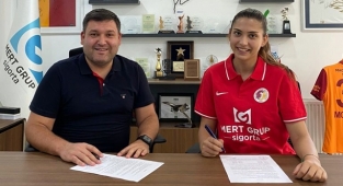 Yasenya Hamurcu, Mert Grup Sigorta'da