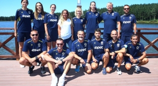 Yönetim, Voleybolcularını Yalnız Bırakmadı
