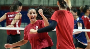 Galatasaray HDI Sigorta 4-0 Olympiakos