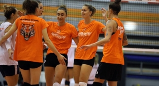 Eczacıbaşı Dynavit, Bursa'ya gidiyor