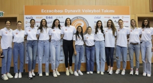 Eczacıbaşı Dynavit, sezonu açtı