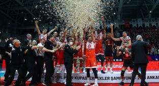 Şampiyonlar Kupası'nda Kupa ve Madalyalar Sahiplerini Buldu