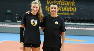 VakıfBank, sezonu kupayla açmak istiyor