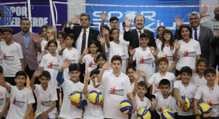 Fabrika Voleybol Yeni Okulunu Şırnak’ta Açtı 