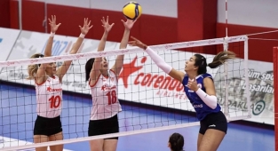 Muratpaşa Belediyespor Lideri Devirdi