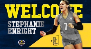 Stephanie Enright Adam Voleybol'da!