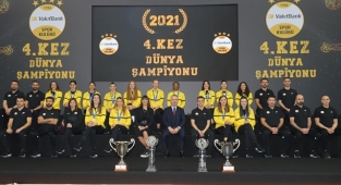 VakıfBank'ın Dünya Kupası evine geldi 