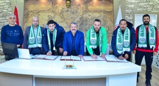 Akkuş Belediyespor Kadrosunu Güçlendirdi 