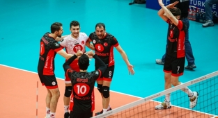 Ziraat Bankkart, Projekt Warszwa'yı evinde 3-1'le geçti 