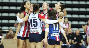 Filenin Akrepleri Set Vermeden Kazandı 