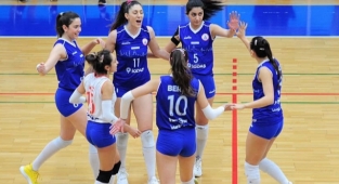 İstanbul BBSK, Fenerbahçe'yi devirdi