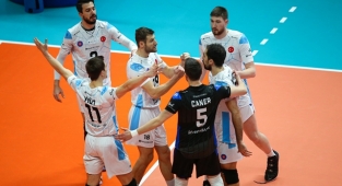 Halkbank, Kupa İçin Sahaya Çıkıyor